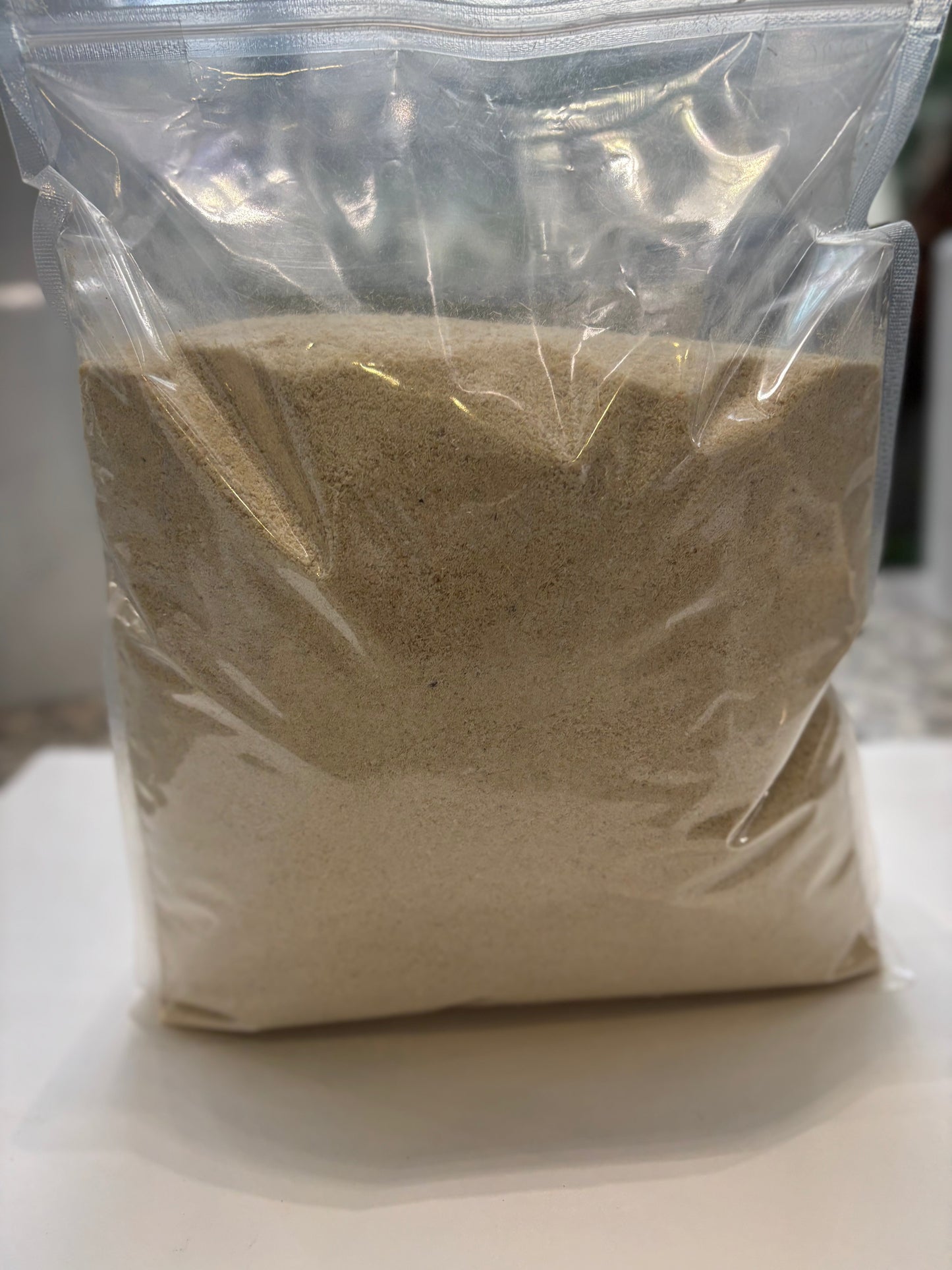 Ijebu Garri – Crunchy and Sour Fermented Cassava Flakes for Soaking & Swallow