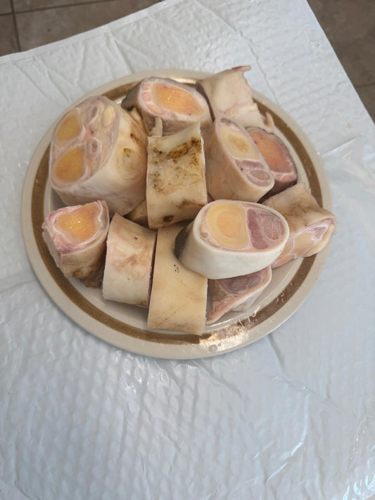 Cow Leg – Tender, Gelatin-Rich Meat Cut for Soups & Traditional Stews